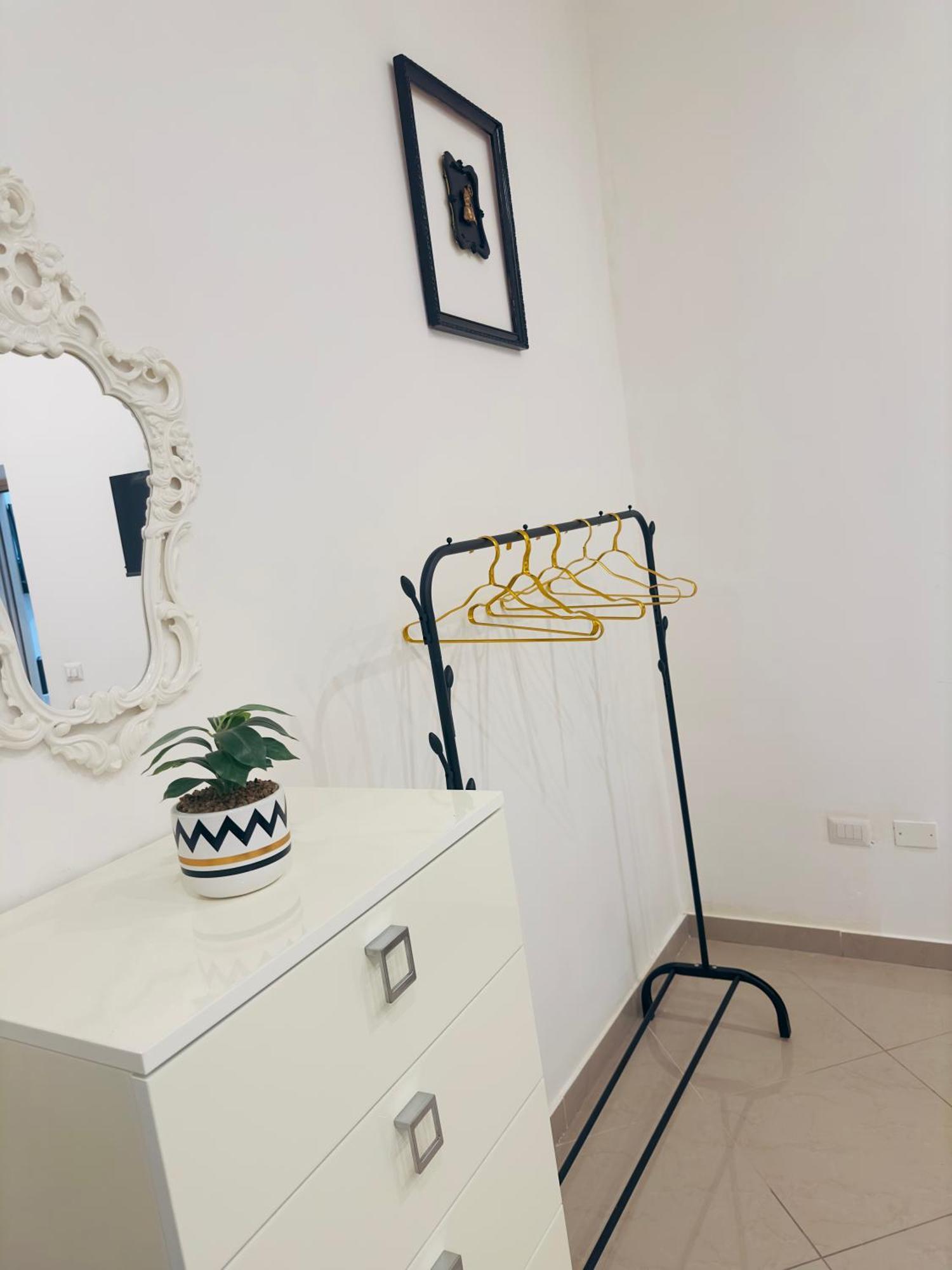 Casa Luisa2 Apartment Наполи Екстериор снимка